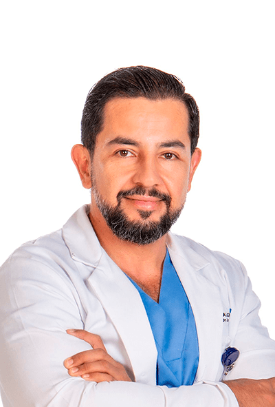 Dr. Nicolas Mena Viveros